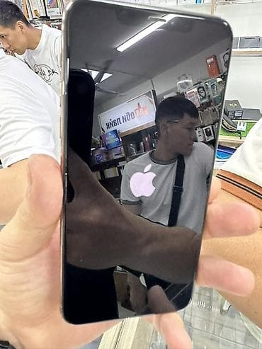 iphone 140 pro: IPhone 11 Pro Max, Б/у, 256 ГБ, Золотой, 94 % — 4