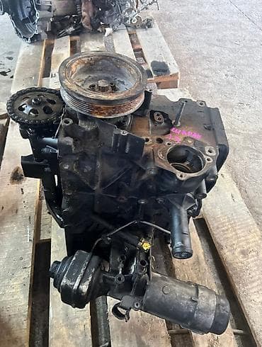 9: Блок двигателя Volkswagen sharan 1.9 DIESEL 1996 (б/у) — 1