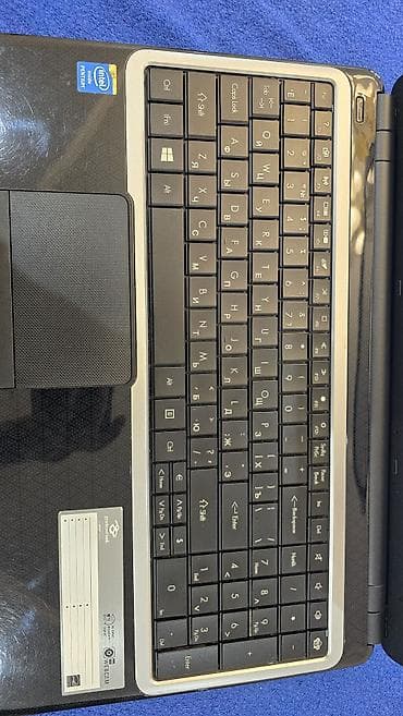 chrom: Packard Bell EasyNote (15.6") - Экран 15.6", широкоформатный, матрица — 5
