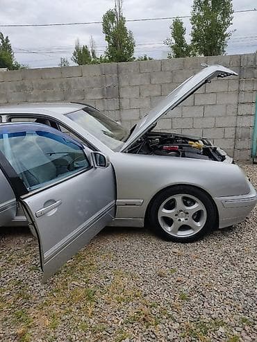 eafc 25: Mercedes-Benz E-Class: 2001 г., 2.4 л, Автомат, Бензин, Седан — 3