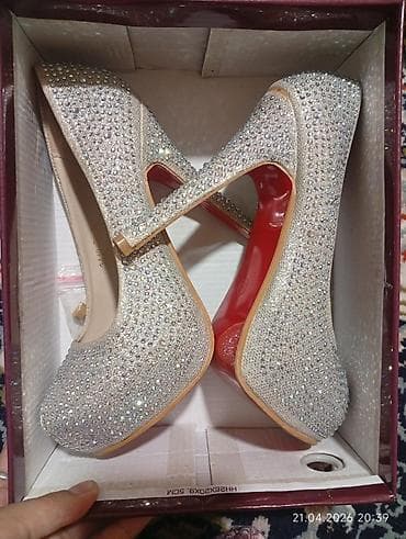 сумки юникло: Туфли, 35.5, 4F, Новый, цвет - Серебристый, Самовывоз — 3