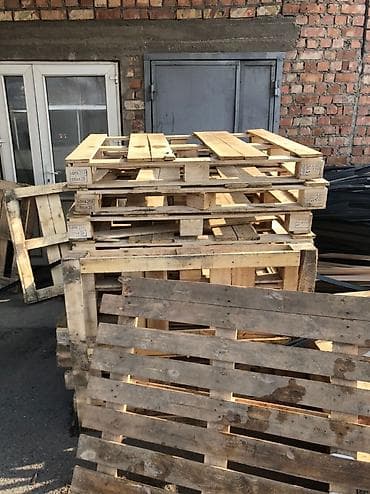 Продаю поддоны, размер 100/120 крепкие есть количество. В наличии — 3