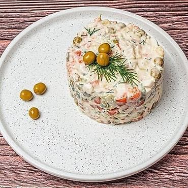 Продажи, работа с клиентами: Повар Горячий цех. Больше 6 лет опыта — 8