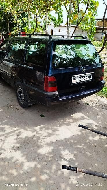 фолсваген б 5: Volkswagen Golf Variant: 1994 г., 2 л, Кол менен иштөөчү, Бензин, Универсал — 4