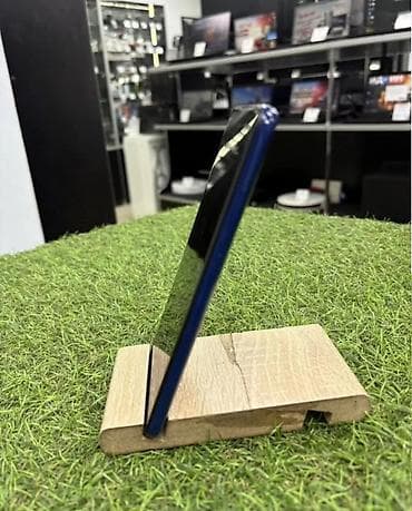 retmi: Redmi, Redmi 8, Б/у, 64 ГБ, цвет - Синий, 2 SIM — 3