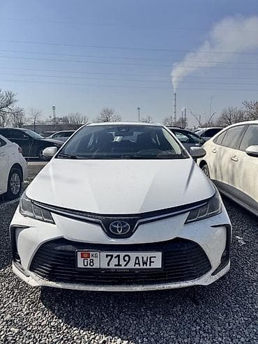 Toyota: Toyota Corolla: 2022 г., 1.8 л, Вариатор, Бензин, Седан — 3