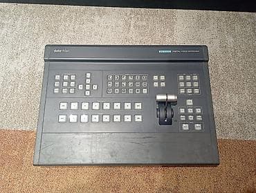 se2: Datavideo SE-2200 — профессиональный цифровой видеомикшер (комплект — 3