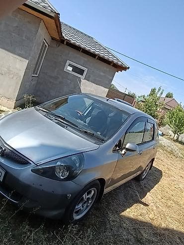 родном окрасе: Honda Fit: 2003 г., 1.3 л, Автомат, Хэтчбэк — 2