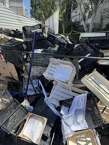 Продаю ящики 15 сом 12 мкр надо освободить складНабор разнообразных — 2