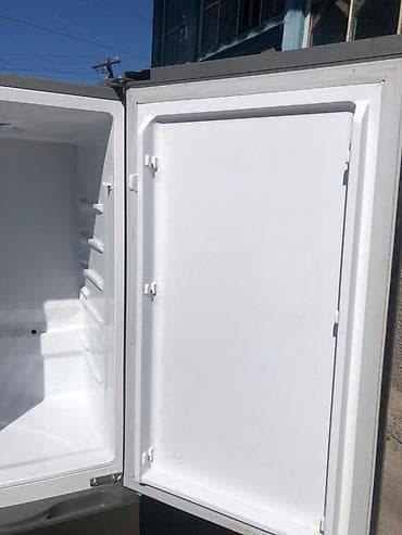 машиный холодильник: Однокамерный холодильник с нижним морозильным отделением — 2