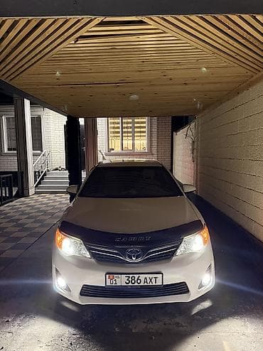 1000: Toyota Camry: 2011 г., 2.5 л, Вариатор, Гибрид, Седан — 7