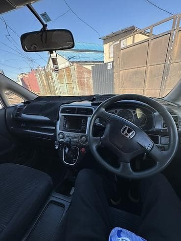 транс: Honda Stream: 2003 г., 2 л, Автомат, Бензин, Универсал — 4