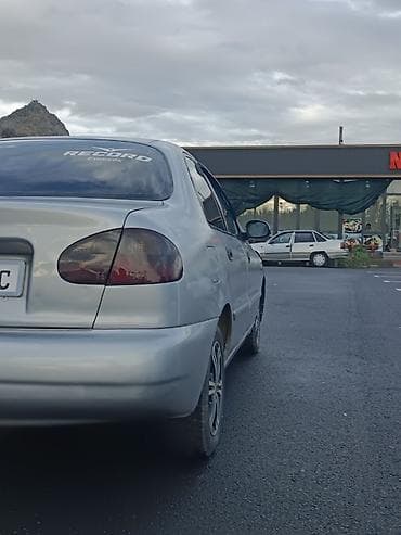 Daewoo: Daewoo Lanos: 1999 г., 1.5 л, Механика, Бензин, Седан — 4