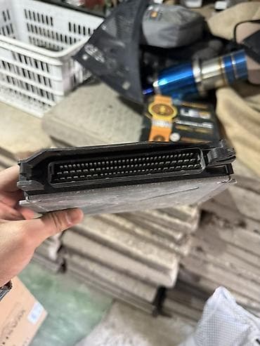 Детали КПП и трансмиссии: Блок управления двигателем (ЭБУ) Siemens MS40.0 для BMW e34 - — 2