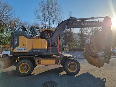 vip razbor: Экскаватор, Volvo, 2016 г., Колесный — 1