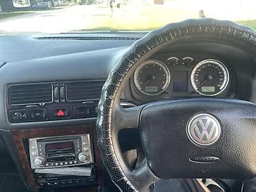 Продажа авто: Volkswagen Bora: 2001 г., 2.3 л, Автомат, Бензин, Седан — 6