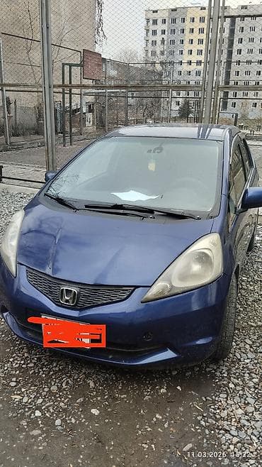 сидения спарк: Honda Fit: 2009 г., 1.4 л, Робот, Бензин, Хэтчбэк — 5