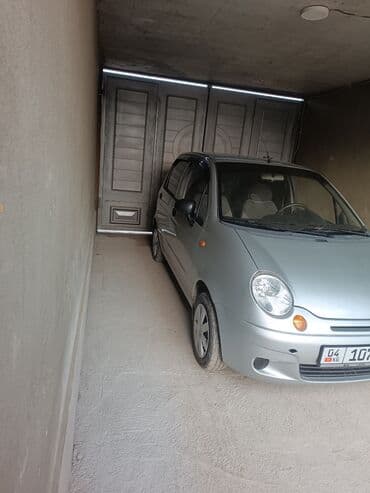 Mini: Mini : 2010 г., 0.8 л, Механика, Бензин, Хетчбек — 2