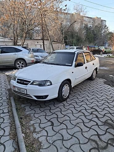 Chevrolet Nexia: 2011 г., 1.5 л, Механика, Бензин, Седан