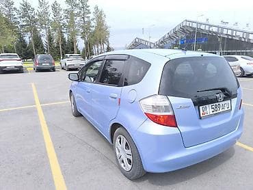 задный стоп 210 мерседес: Honda Fit: 2009 г., 1.3 л, Ручные, Бензин, Хэтчбэк — 5