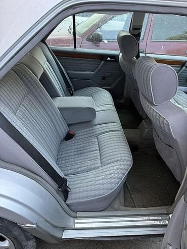 порш авто: Mercedes-Benz W124: 1993 г., 2.2 л, Автомат, Бензин, Седан — 6