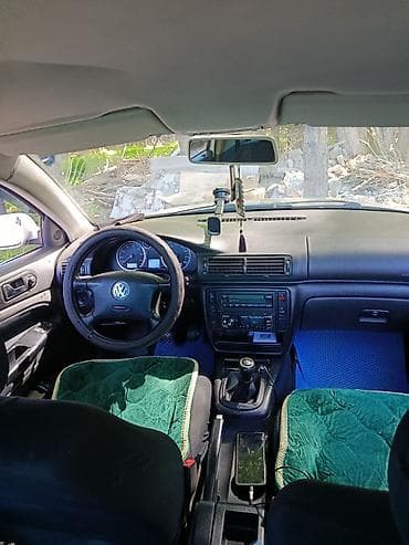 передний: Volkswagen Passat: 2002 г., Ручные, Седан — 4