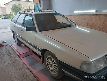 стрим левый руль: Audi 100: 1987 г., 2.2 л, Механика, Бензин, Универсал — 8