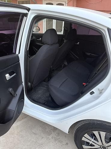 w210 e55 amg: Kia Rio: 2015 г., 1.4 л, Автомат, Газ, Седан — 6