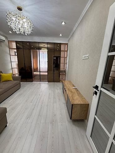 Продажа квартир: 2 комнаты, 76 м², Элитка, 4 этаж, Дизайнерский ремонт — 6