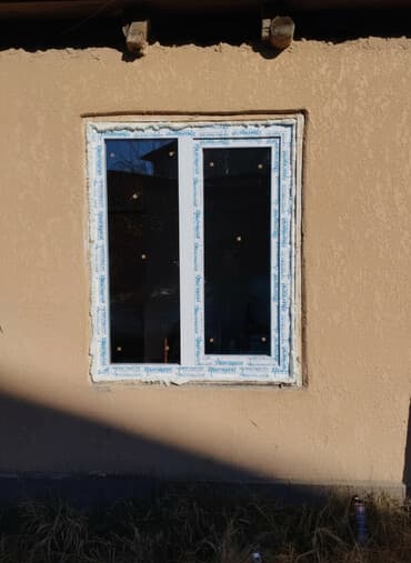 форд дубл кабина боковые стекла: Белое пластиковое окно с двойным остеклением. Рама окна частично — 1