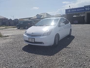 trunk q: Toyota Prius: 2006 г., 1.5 л, Вариатор, Гибрид, Хэтчбэк — 3
