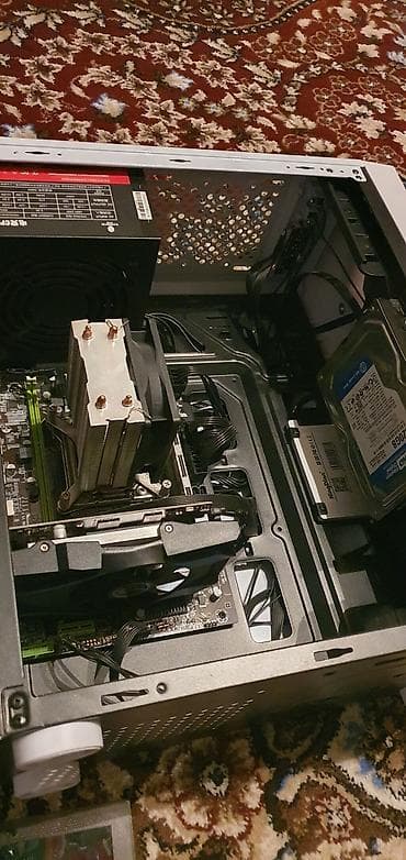 ryzen 9 9950x: Игровой/офисный системный блок в белом корпусе с агрессивным дизайном — 5
