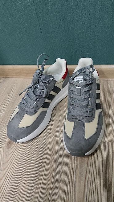 Ботинки: Новые ботинки, не подошёл размер. 42 EU — 8