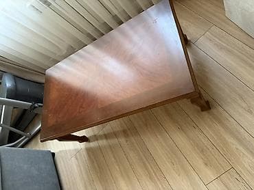 Раскройные столы: Журнальный стол из массива дерева (б/у) - Материал: натуральное — 2