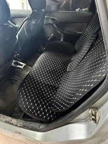 echo platz: Ford Focus: 2003 г., 1.8 л, Механика, Универсал — 5