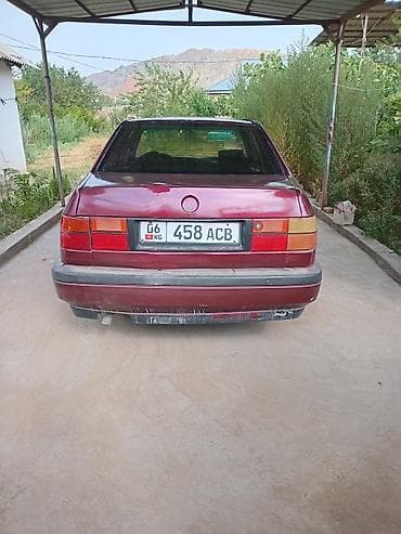 Volkswagen Vento: 1994 г., 1.8 л, Механика — 2