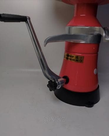 продам сепаратор для молока б у: Ручной сепаратор для молока «Бизон» Сепаратор механический БИЗОН — 6