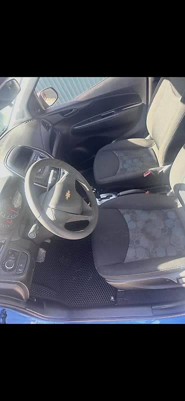 Продажа авто: Chevrolet Spark: 2018 г., 1 л, Вариатор, Бензин, Хэтчбэк — 8