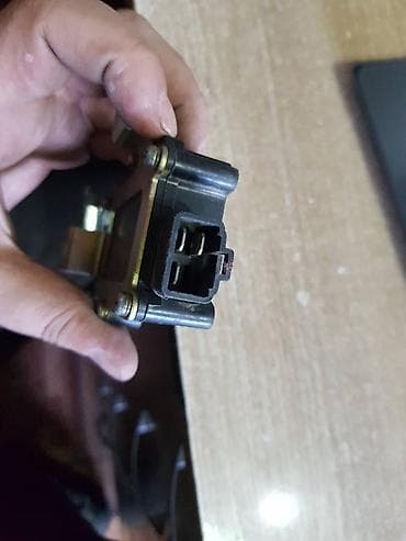 delica: Замок багажника Mitsubishi Б/у, Оригинал, Япония — 2