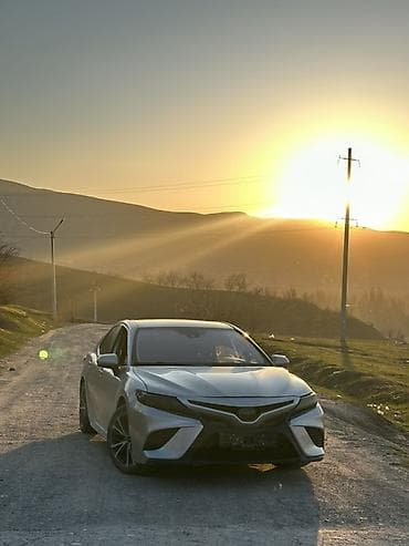 corolla s: Toyota Camry: 2019 г., 2.5 л, Автомат, Бензин, Седан — 5