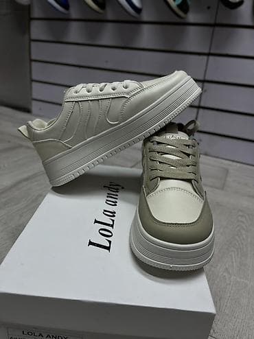 nike react: Женские кроссовки PERUGIA/LoLa Andy в нейтральной гамме (молочный — 4