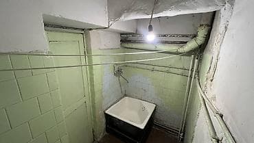 4: 1 комната, 13 м², ул. Московская / Ибраимова Гостиничный тип, 2 этаж, Требуется ремонт — 4