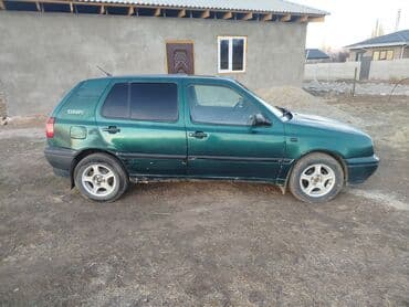 Volkswagen Golf: 1995 г., 1.8 л, Механика, Бензин, Седан — 2