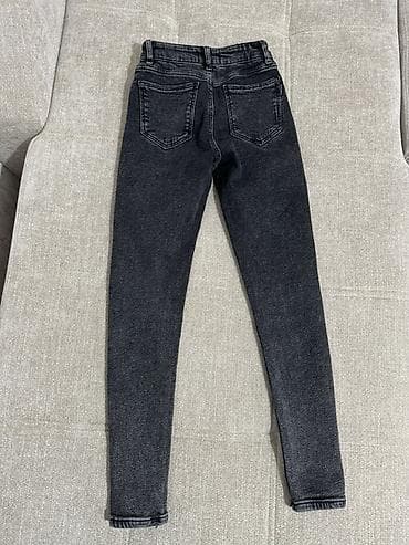 carhartt штаны: Джинсы женские в отличном состоянии. Размеры уточняйте в Л/С - — 4