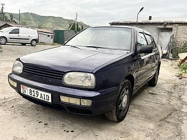 Продажа авто: Volkswagen Golf: 1995 г., 1.6 л, Механика, Бензин, Хэтчбэк — 3