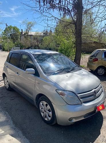 Продажа авто: Toyota Ist: 2003 г., 1.3 л, Автомат, Бензин, Хэтчбэк — 3