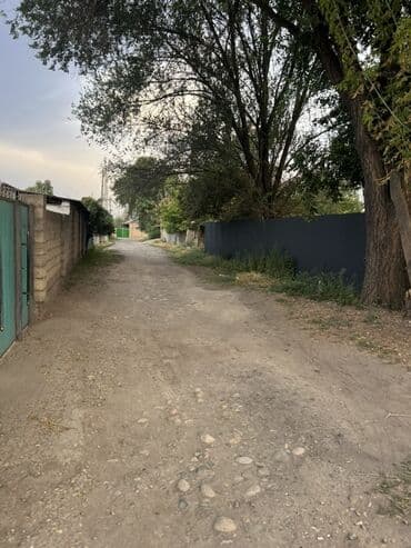 1 комнатные квартиры в бишкеке продажа: Дом, 70 м², 4 комнаты, Собственник, Старый ремонт — 9