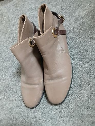 Женские кожаные ботильоны-челси. - Цвет: теплый тауп (серо-бежевый) с