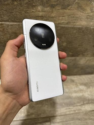 наклейка для клавиатуры ноутбука: Xiaomi, 13 Ultra, Б/у, 256 ГБ, цвет - Белый, 2 SIM — 2