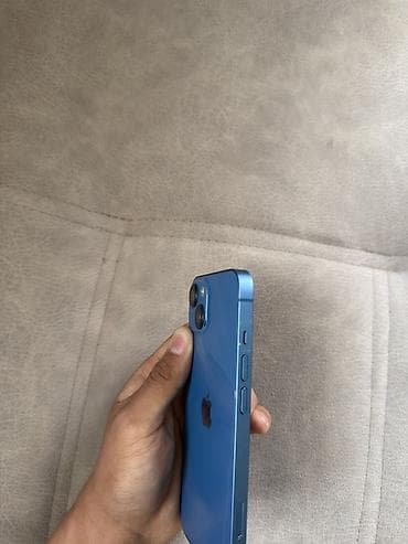 iphone 11: IPhone 13, Б/у, 128 ГБ, Синий, Зарядное устройство, Чехол, Коробка, 100 % — 2